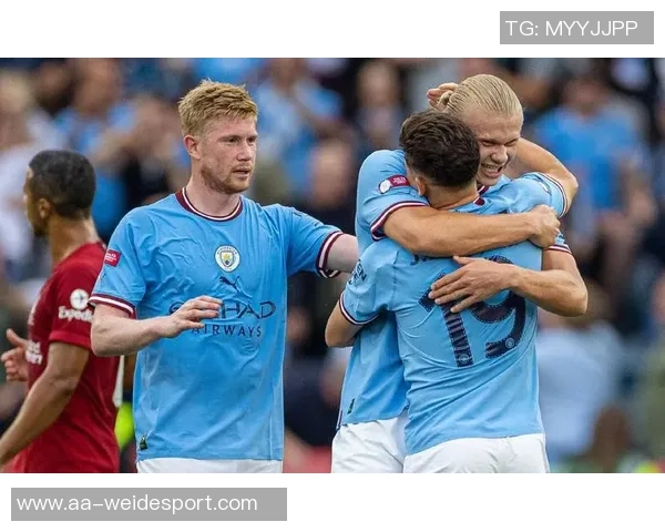 科纳特社媒分享与赫拉芬贝赫合照庆祝结束四连败重回胜利轨道