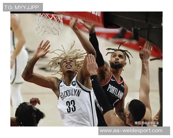 克拉克斯顿迎来生涯首次三双表现出色砍下18分11篮板12助攻可喜可贺 克拉克斯顿迎来生涯首次三双表现出色砍下18分11篮板12助攻可喜可贺