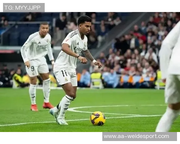 伯纳乌嘘声为阿隆索鸣不平球迷为何被称为保龙派